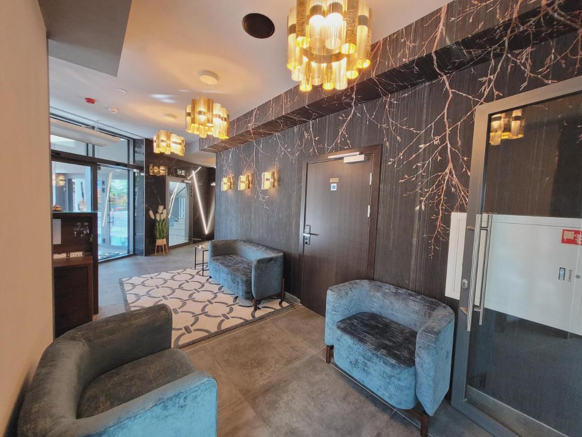 Hotel Sanova Jarosław Dış mekan fotoğraf