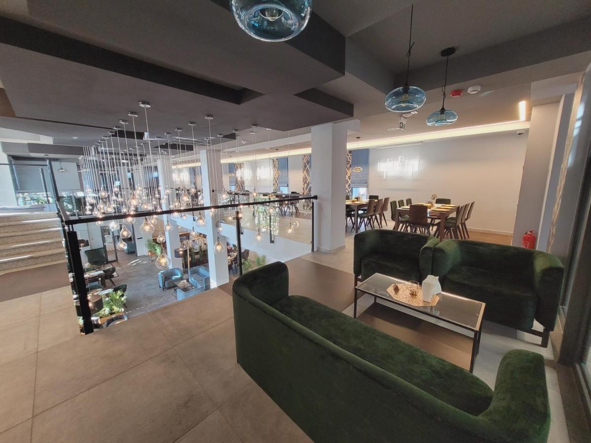 Hotel Sanova Jarosław Dış mekan fotoğraf
