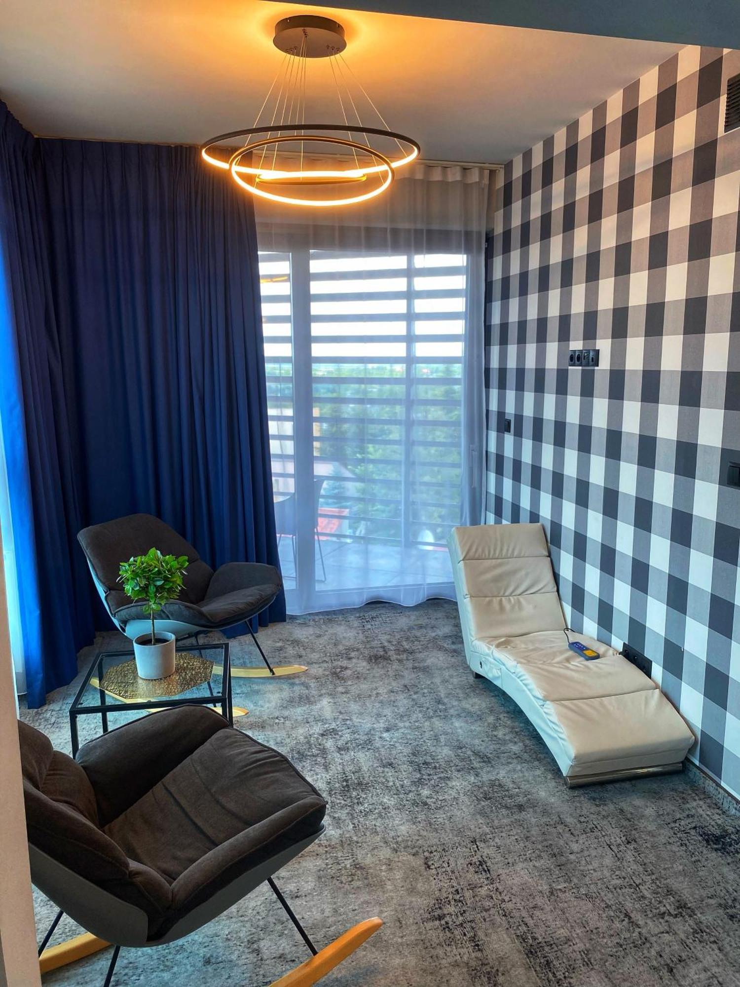 Hotel Sanova Jarosław Dış mekan fotoğraf