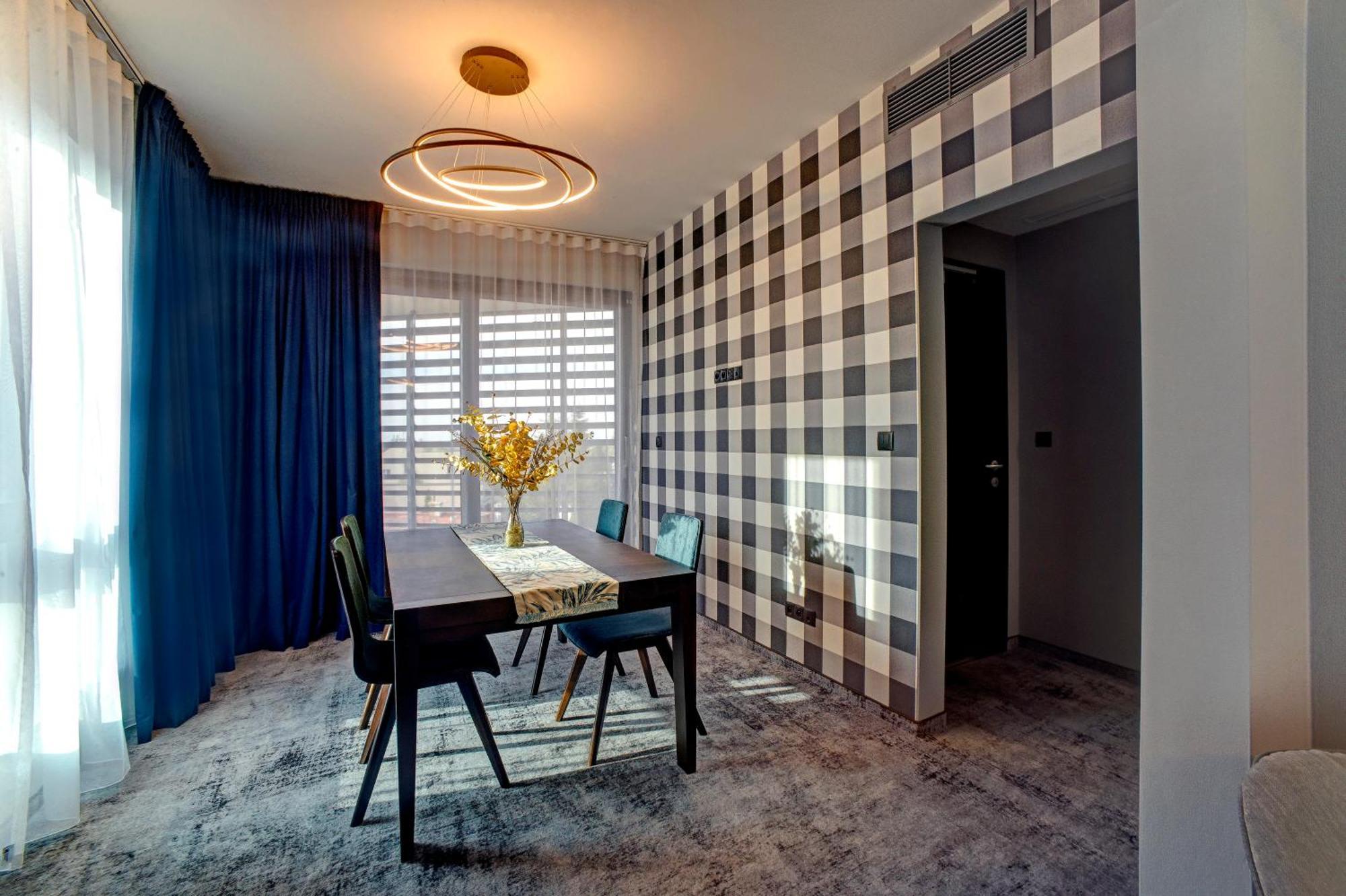 Hotel Sanova Jarosław Dış mekan fotoğraf